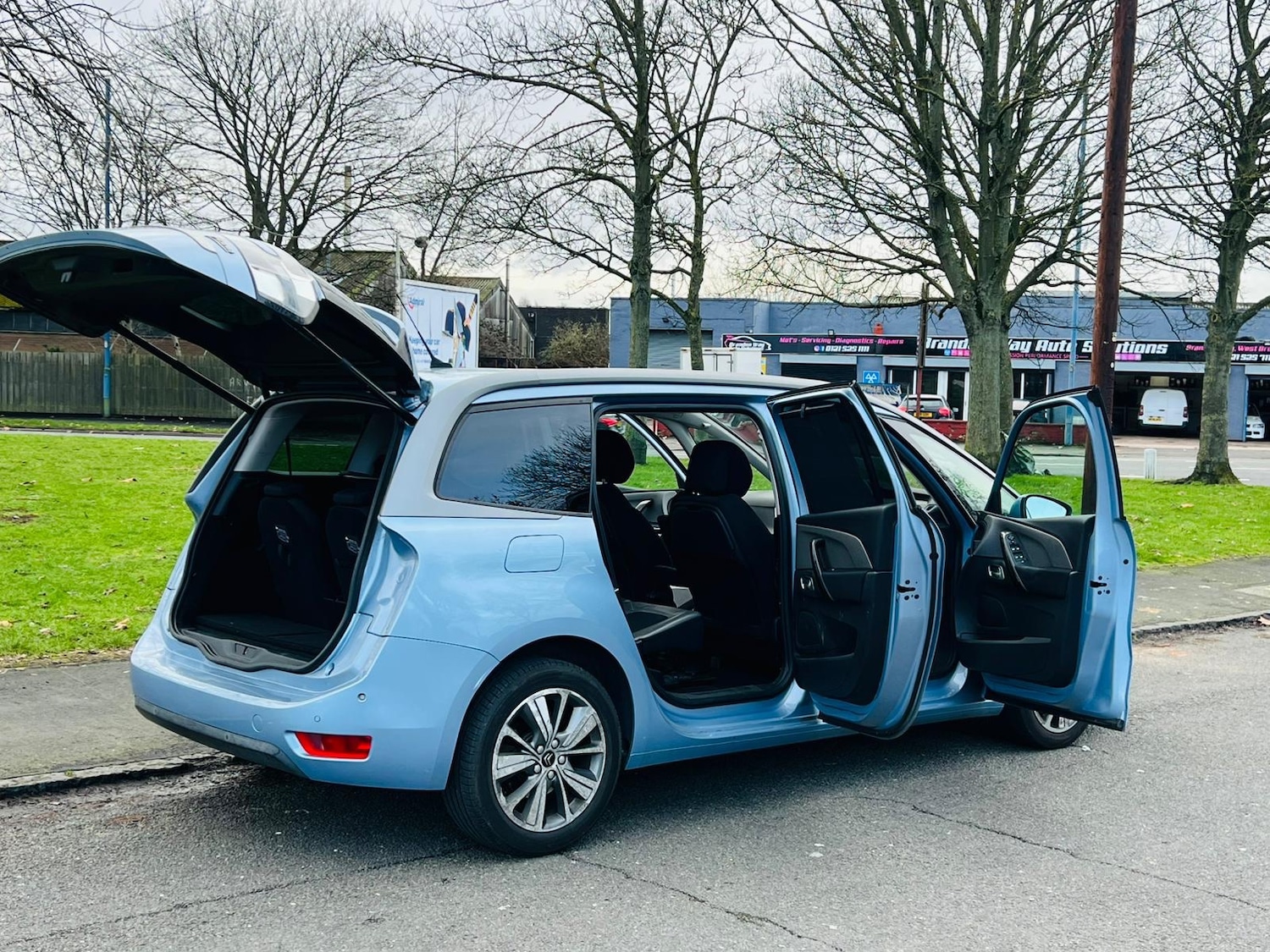 Used Citroen C4 Grand Picasso 2015 for sale - 77311317: Photo 11