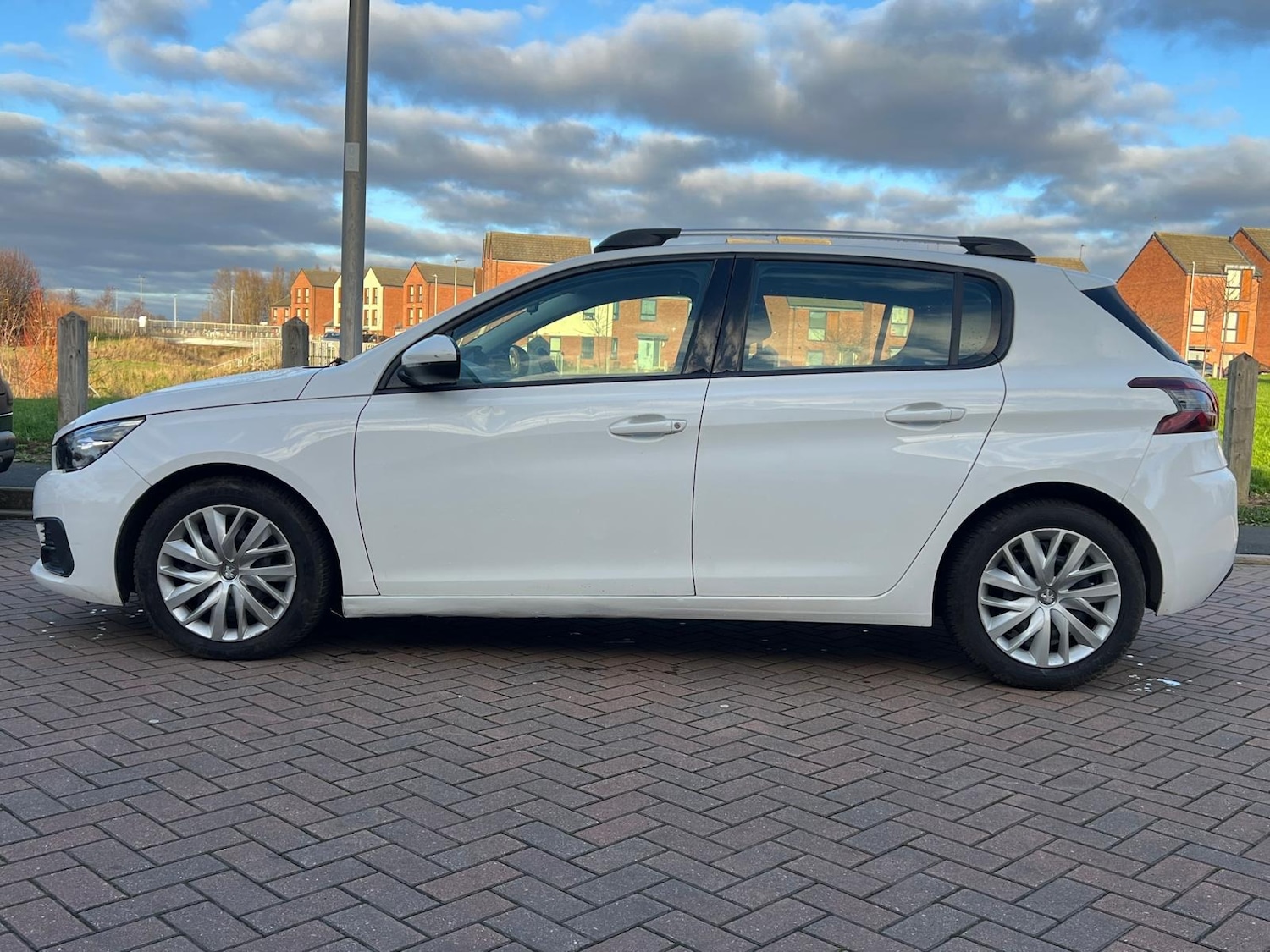 Used Peugeot 308 2020 for sale - 76573810: Photo 12