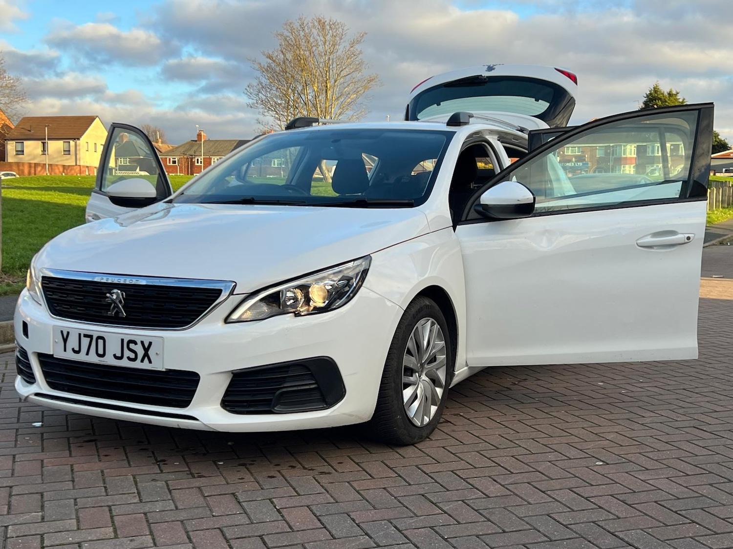 Used Peugeot 308 2020 for sale - 76573810: Photo 40