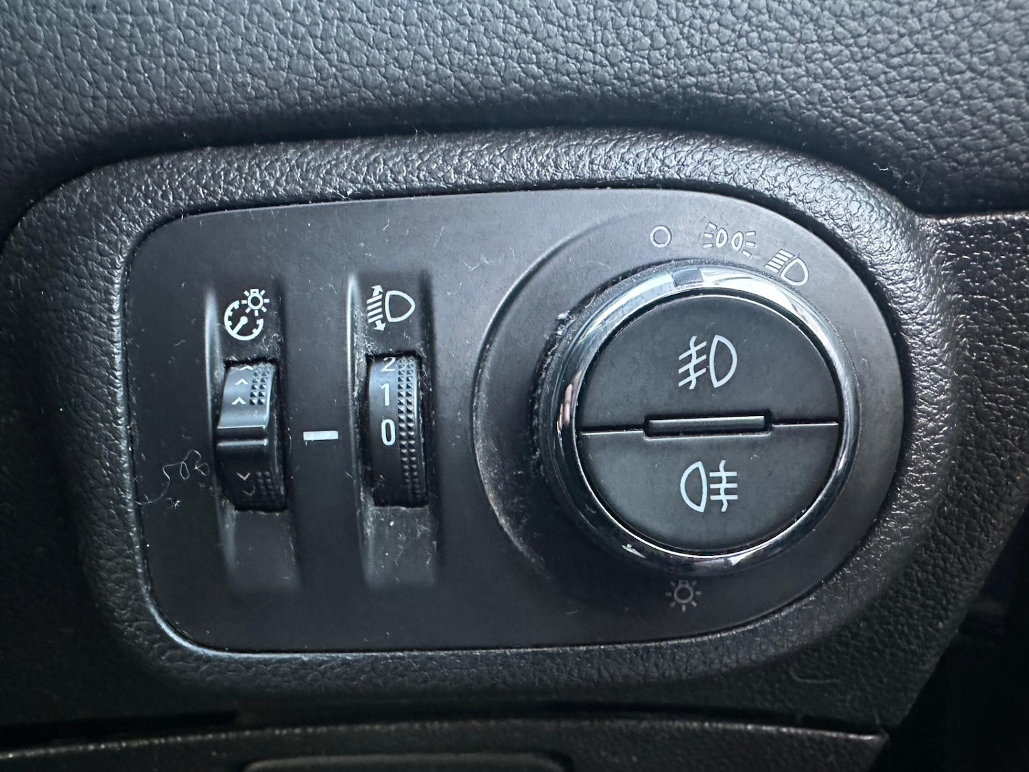 Used Vauxhall Zafira 2017 for sale - 76914010: Photo 36