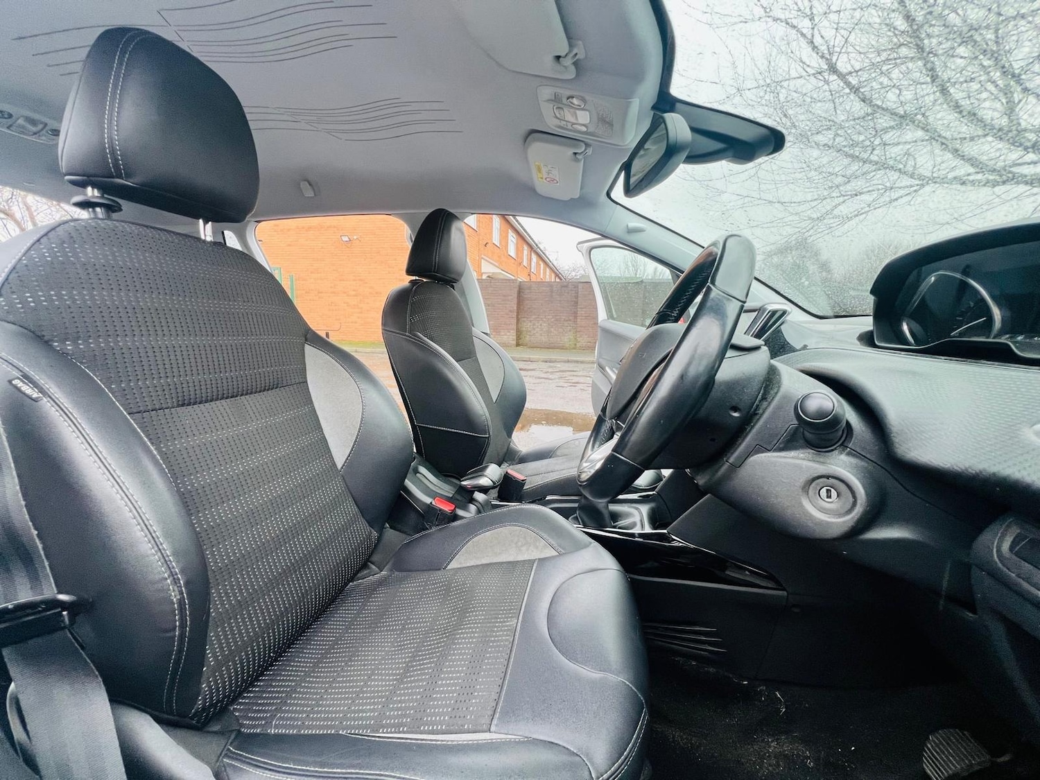 Used Peugeot 2008 2018 for sale - 77551356: Photo 27