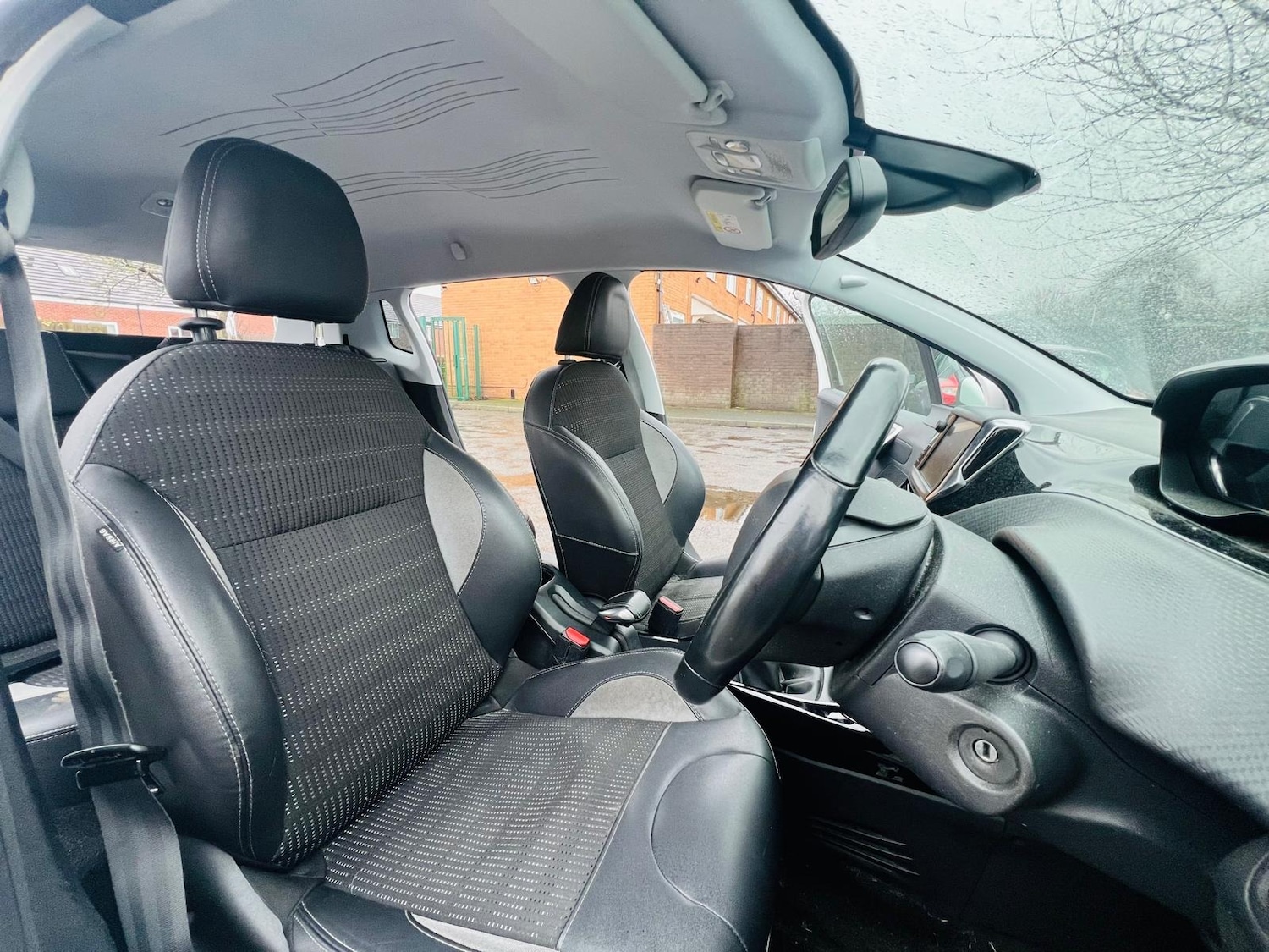 Used Peugeot 2008 2018 for sale - 77551356: Photo 30