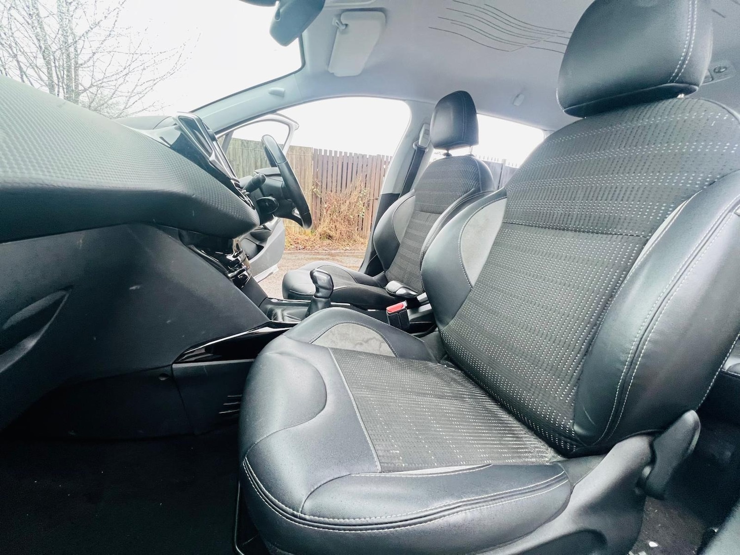 Used Peugeot 2008 2018 for sale - 77551356: Photo 31