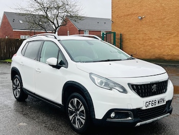 Used Peugeot 2008 2018 for sale - 77551356: Photo