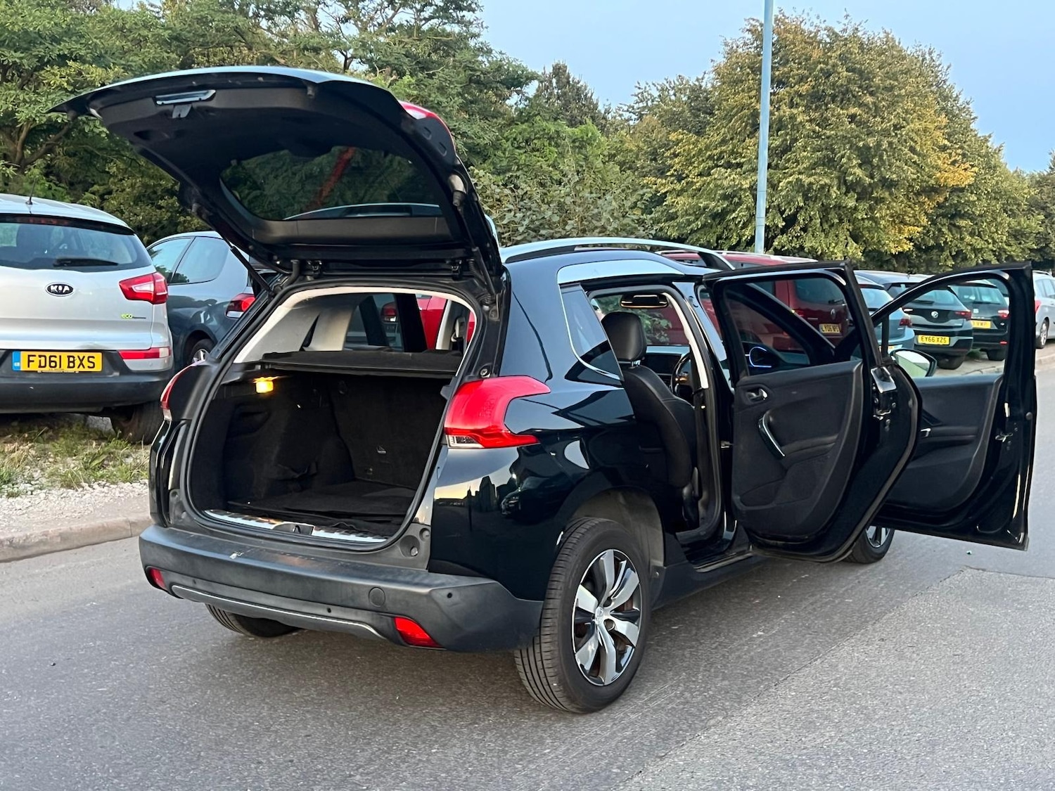 Used Peugeot 2008 2015 for sale - 76176110: Photo 20