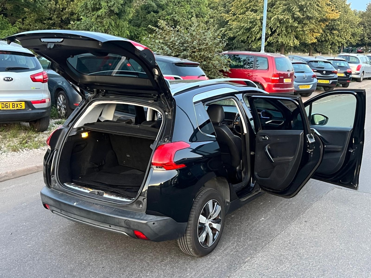 Used Peugeot 2008 2015 for sale - 76176110: Photo 21