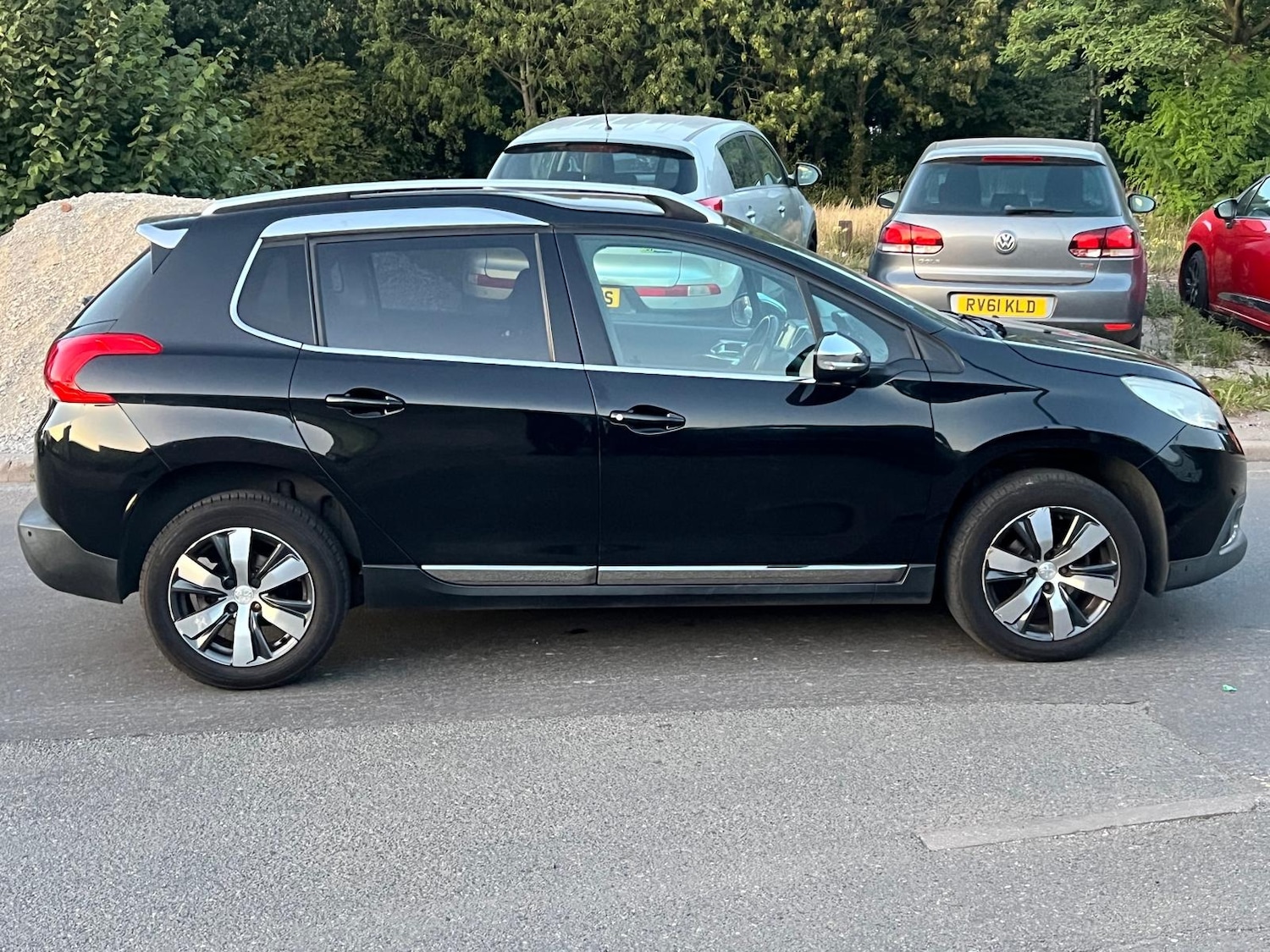 Used Peugeot 2008 2015 for sale - 76176110: Photo 3