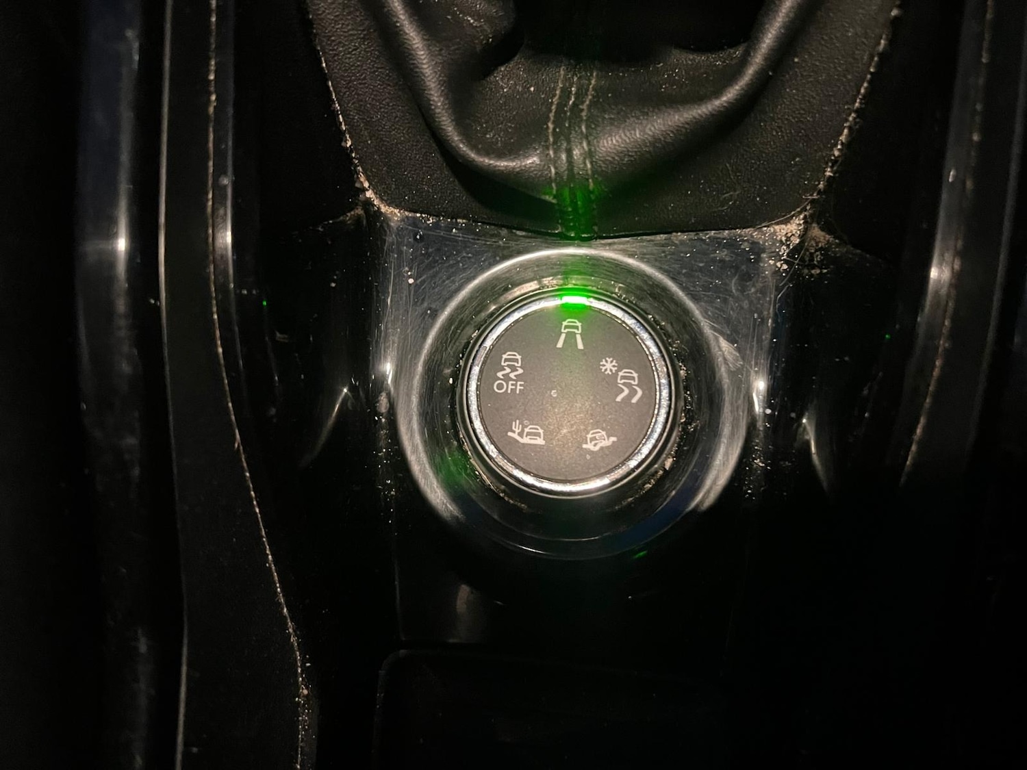 Used Peugeot 2008 2015 for sale - 76176110: Photo 39