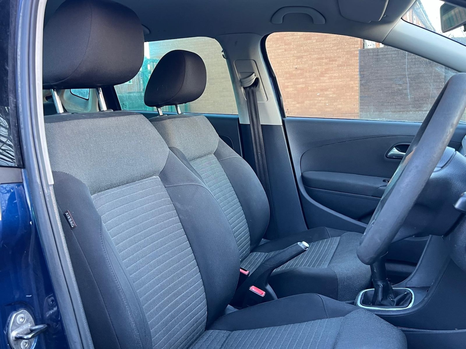 Used Volkswagen Polo 2011 for sale - 76608943: Photo 13