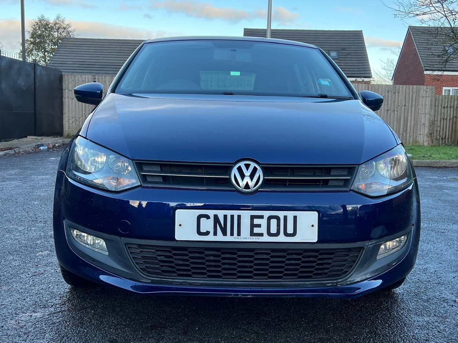 Used Volkswagen Polo 2011 for sale - 76608943: Photo 2