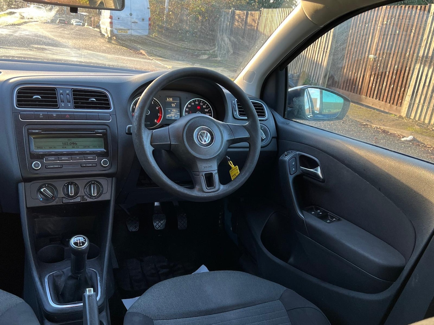 Used Volkswagen Polo 2011 for sale - 76608943: Photo 26