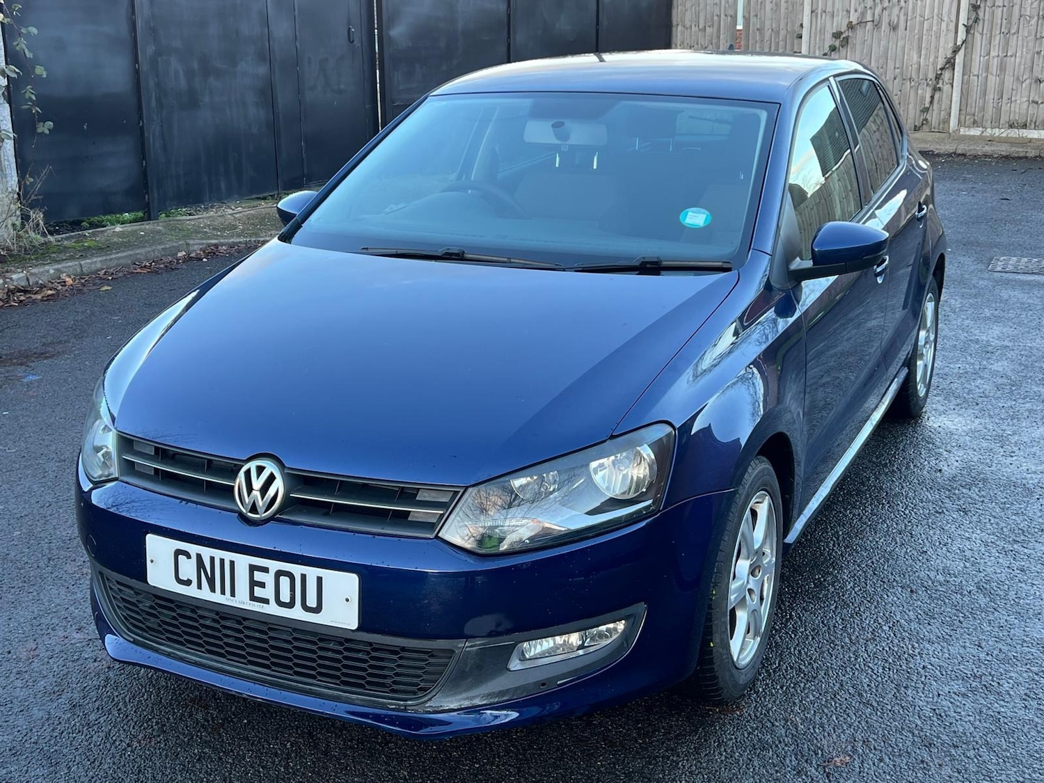 Used Volkswagen Polo 2011 for sale - 76608943: Photo 3