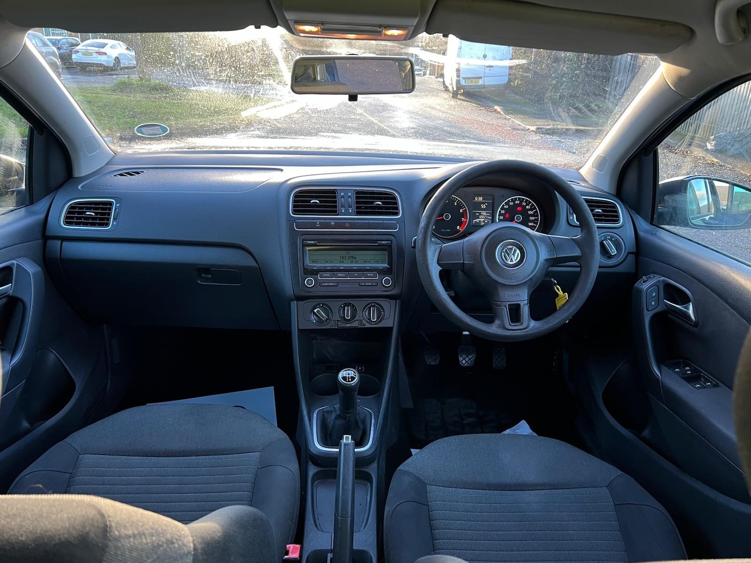 Used Volkswagen Polo 2011 for sale - 76608943: Photo 30