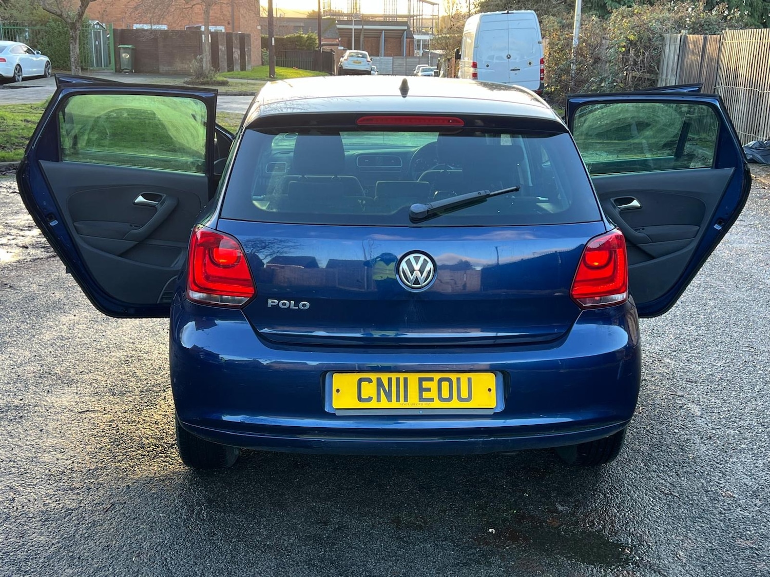 Used Volkswagen Polo 2011 for sale - 76608943: Photo 41