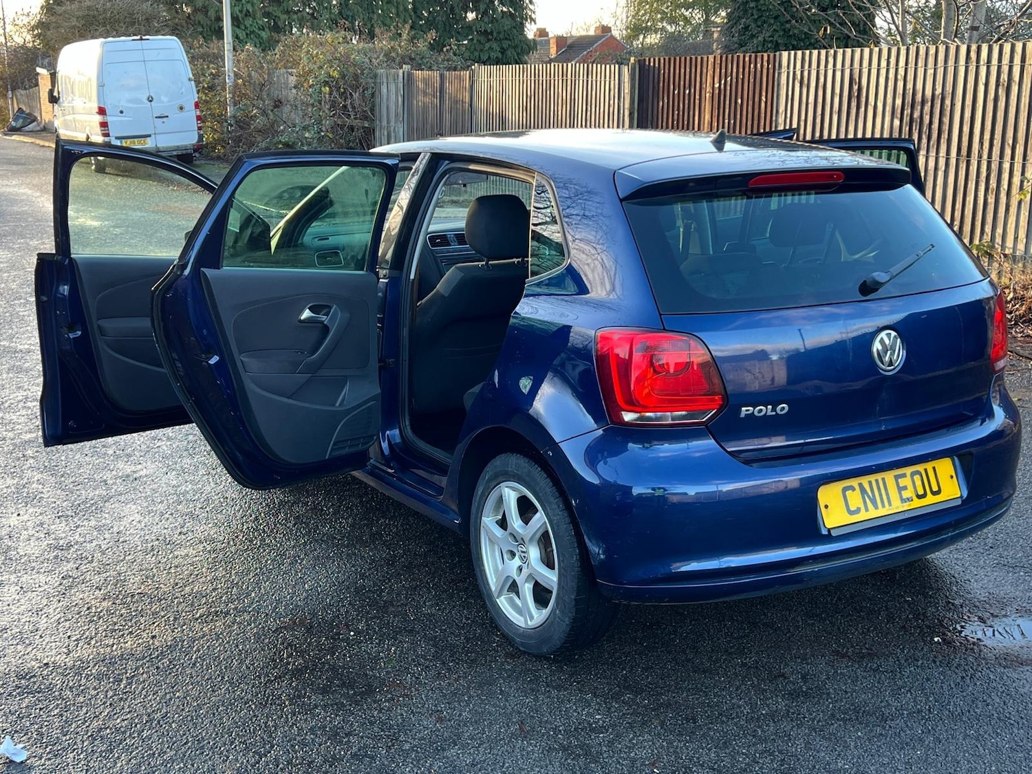Used Volkswagen Polo 2011 for sale - 76608943: Photo 42