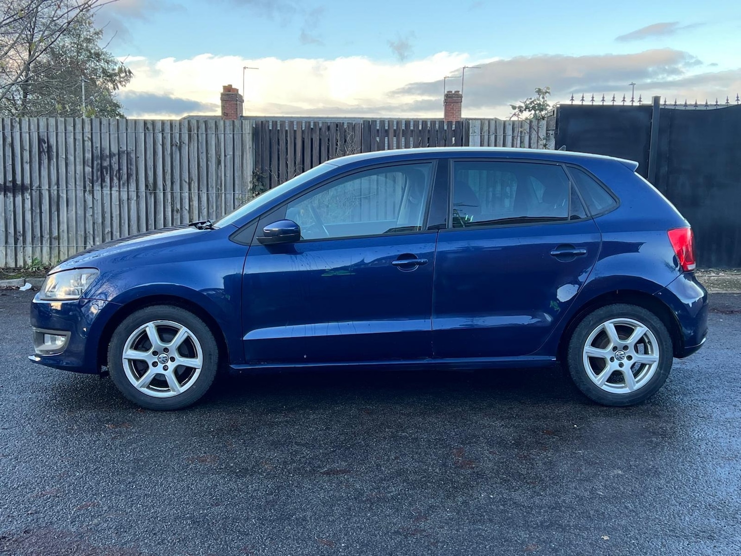 Used Volkswagen Polo 2011 for sale - 76608943: Photo 9