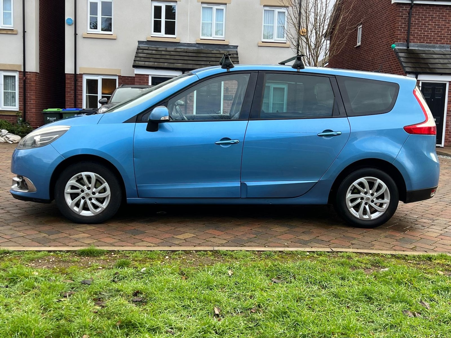 Used Renault Grand Scenic 2014 for sale - 76802500: Photo 17