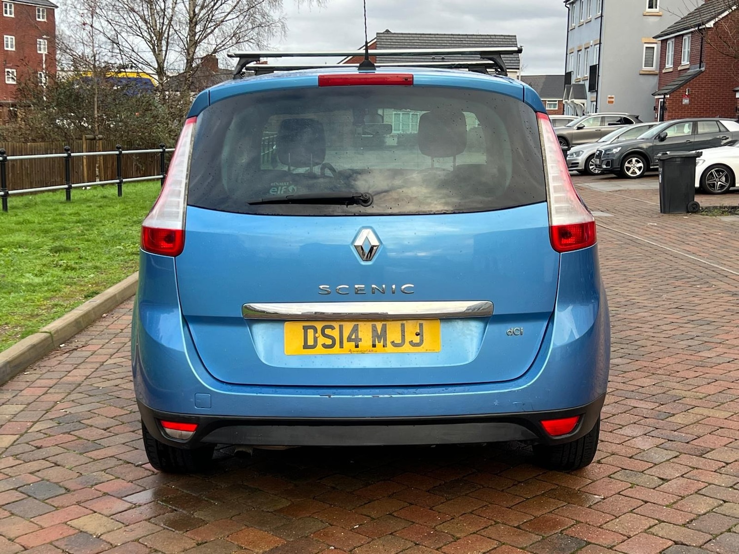Used Renault Grand Scenic 2014 for sale - 76802500: Photo 19