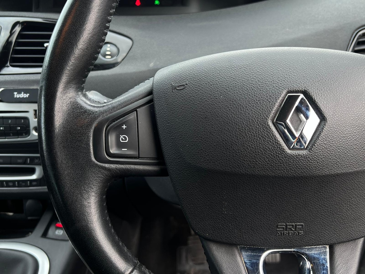 Used Renault Grand Scenic 2014 for sale - 76802500: Photo 33