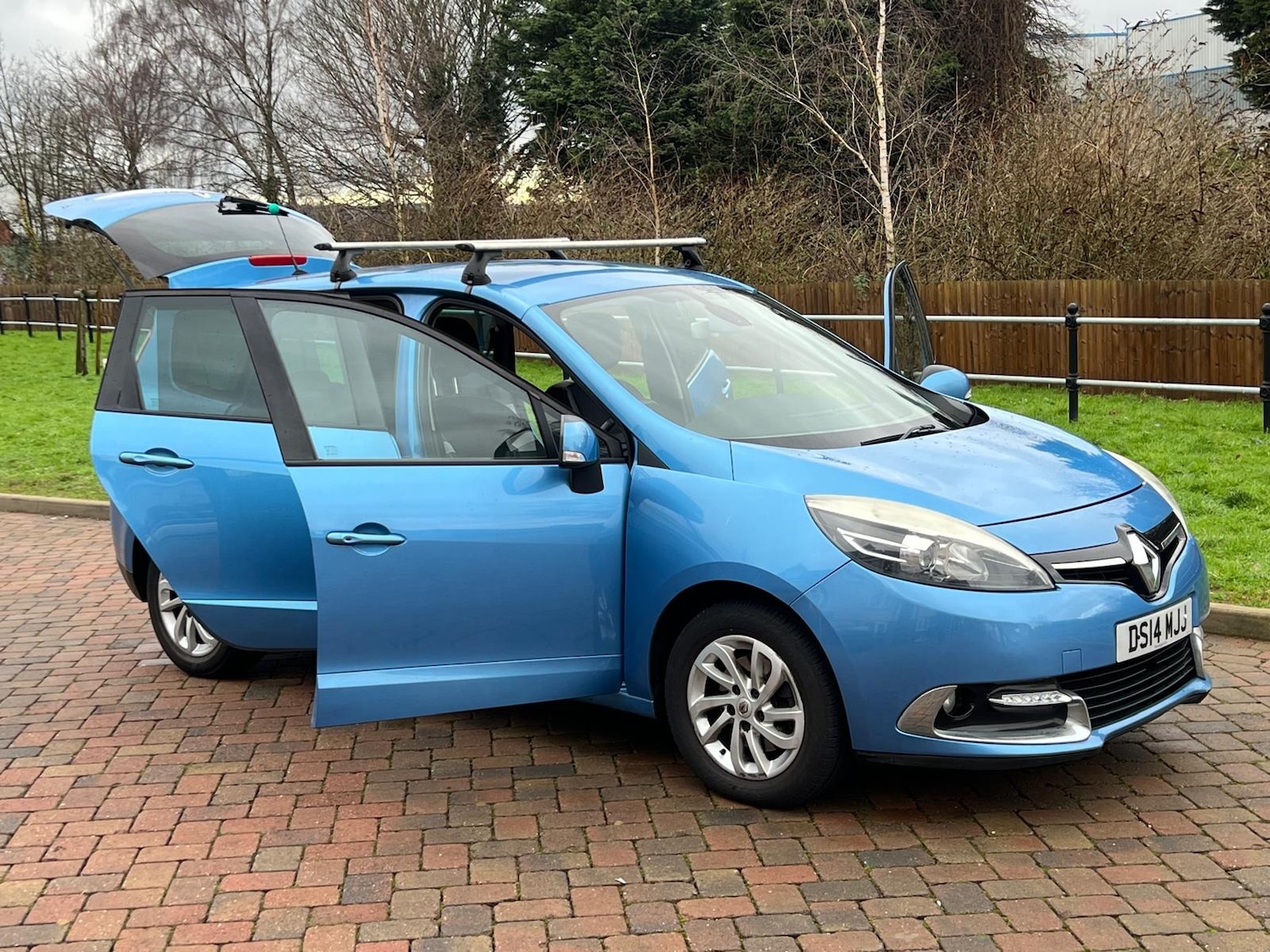 Used Renault Grand Scenic 2014 for sale - 76802500: Photo 49