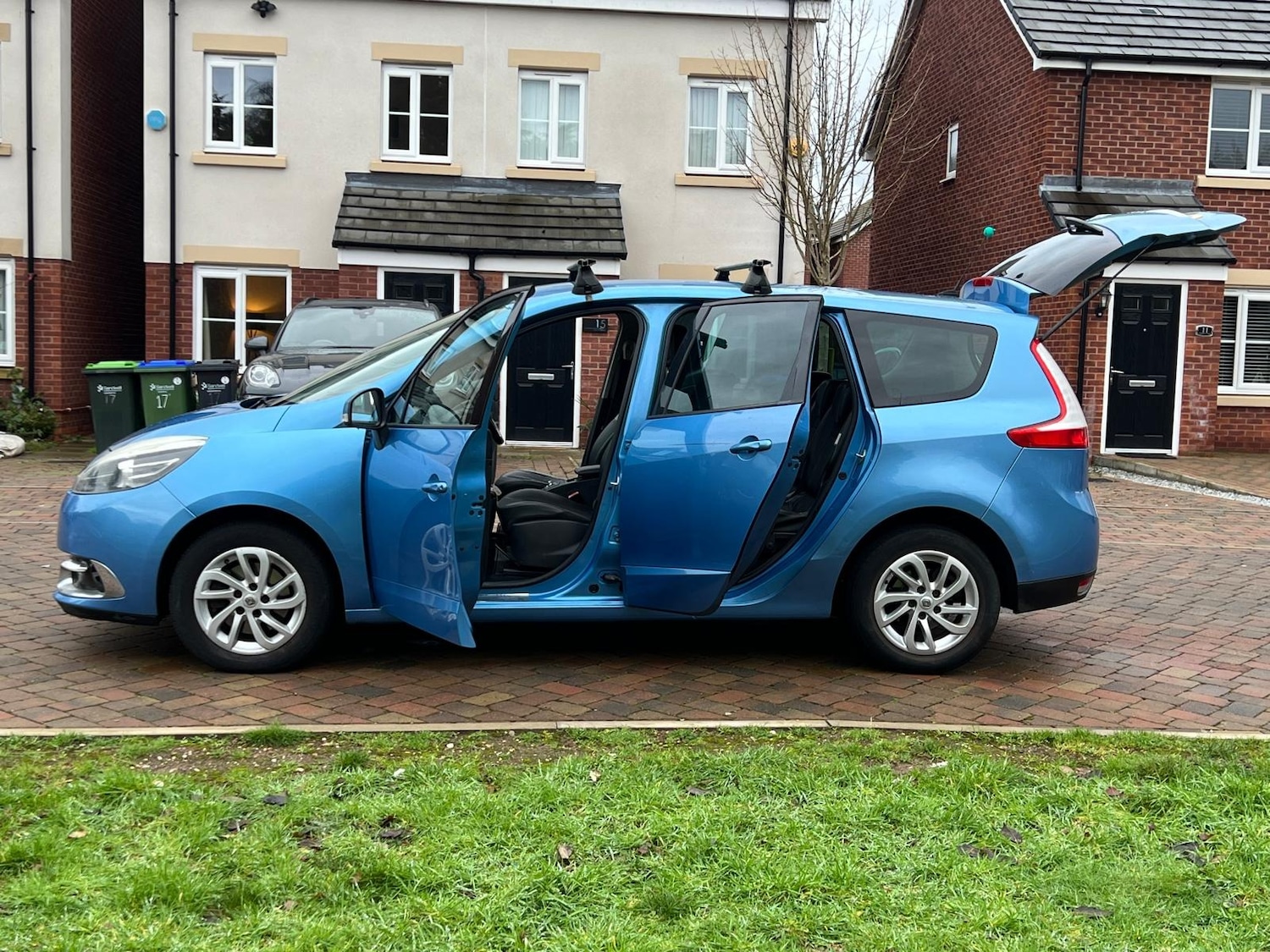 Used Renault Grand Scenic 2014 for sale - 76802500: Photo 50