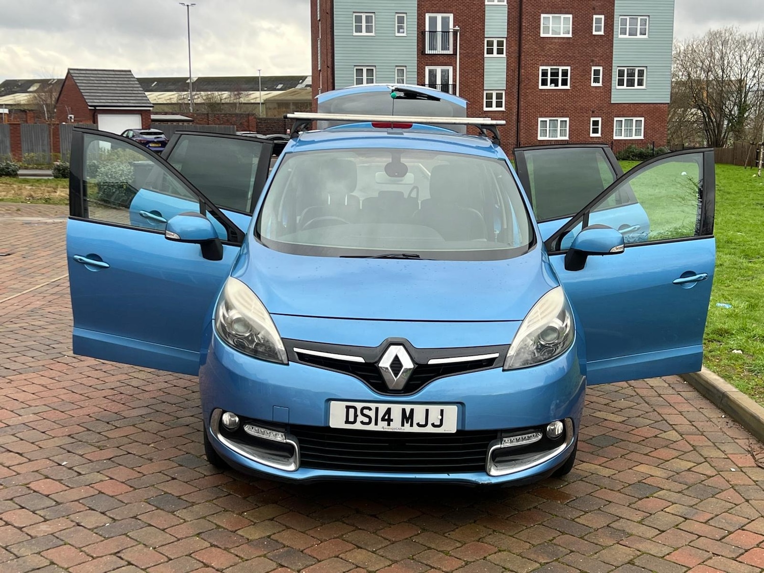Used Renault Grand Scenic 2014 for sale - 76802500: Photo 52