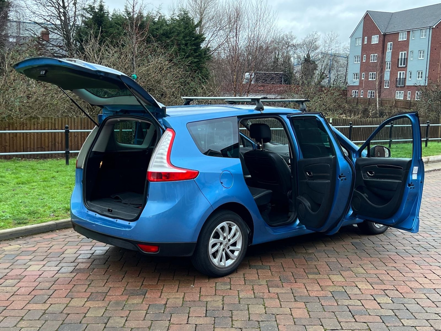 Used Renault Grand Scenic 2014 for sale - 76802500: Photo 58