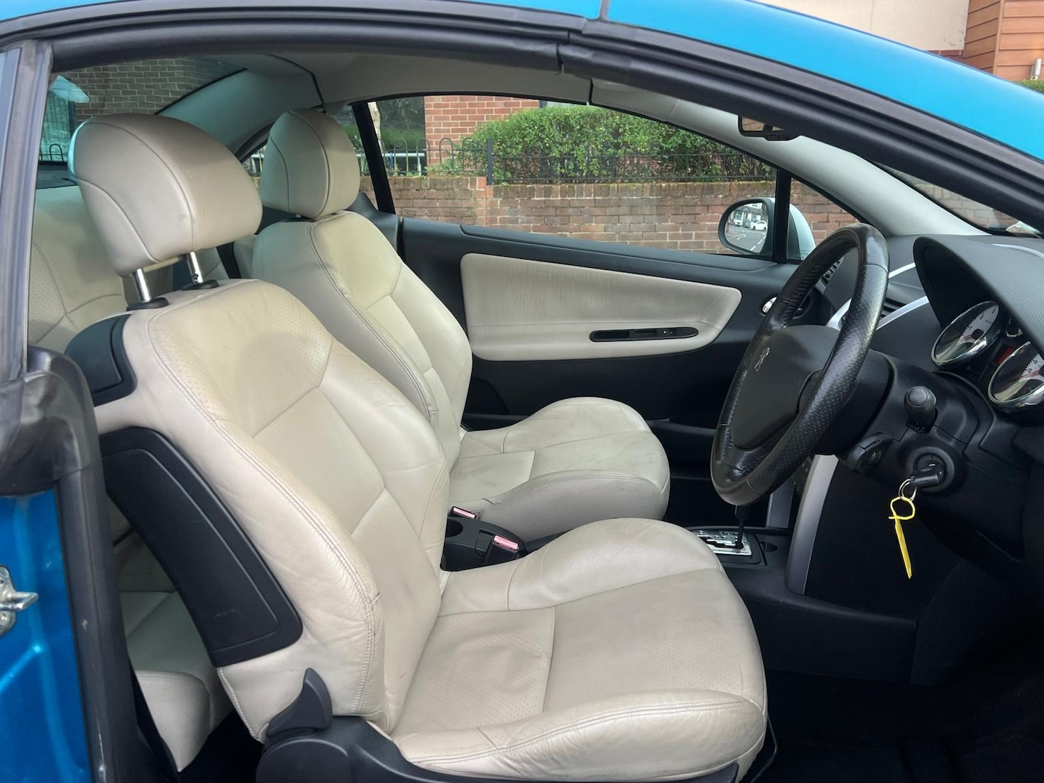 Used Peugeot 207 2009 for sale - 77332360: Photo 14