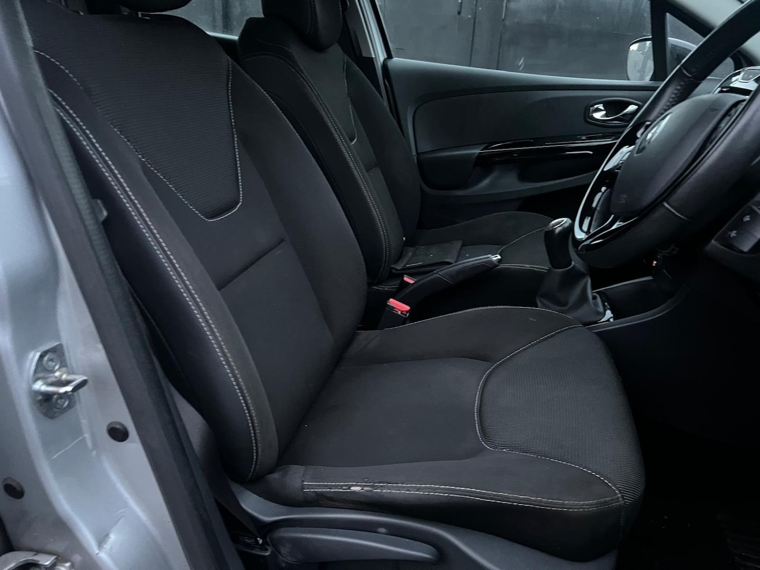 Used Renault Clio 2013 for sale - 76772285: Photo 19