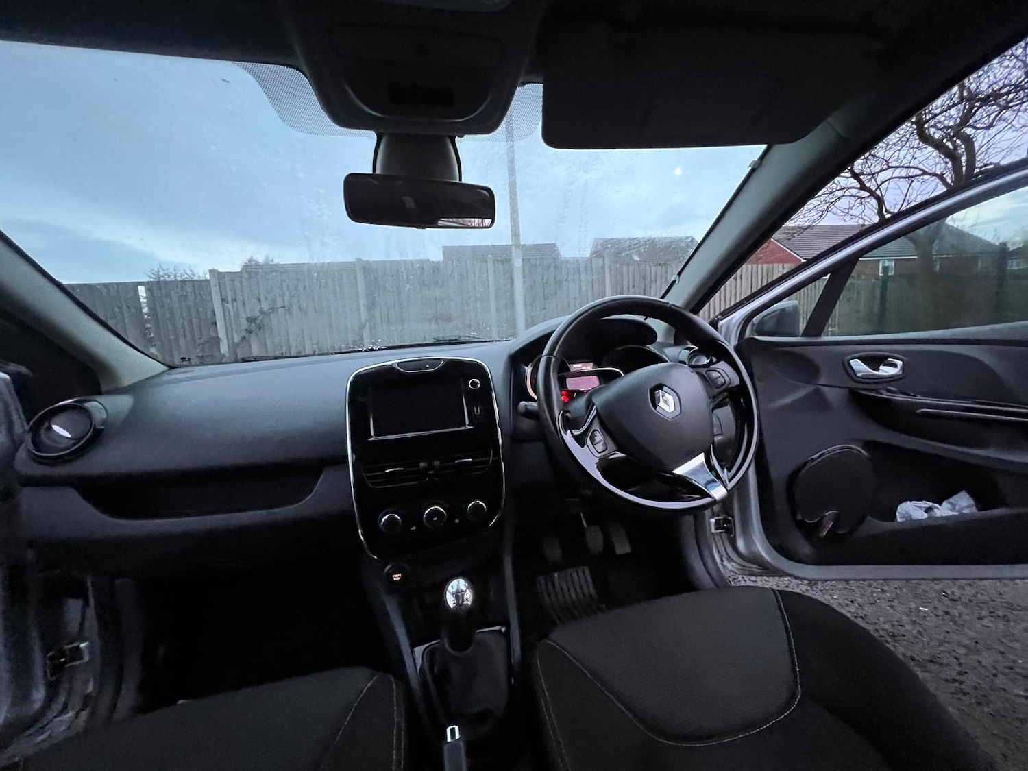 Used Renault Clio 2013 for sale - 76772285: Photo 33