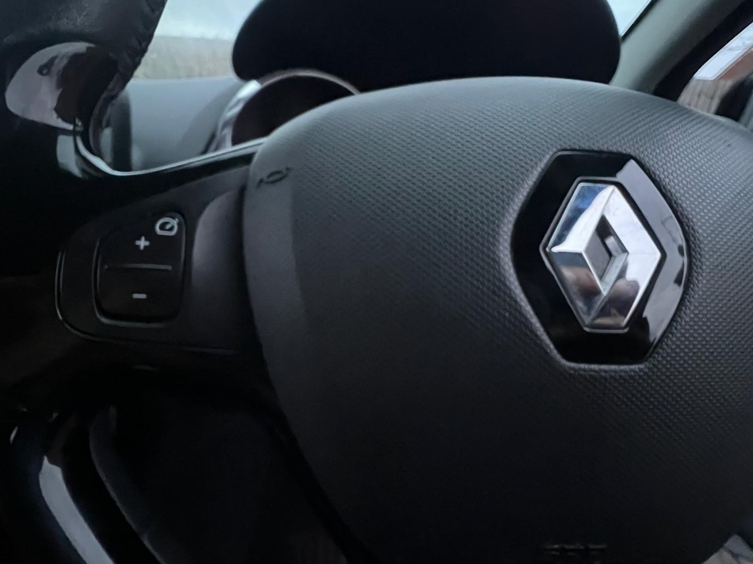 Used Renault Clio 2013 for sale - 76772285: Photo 34