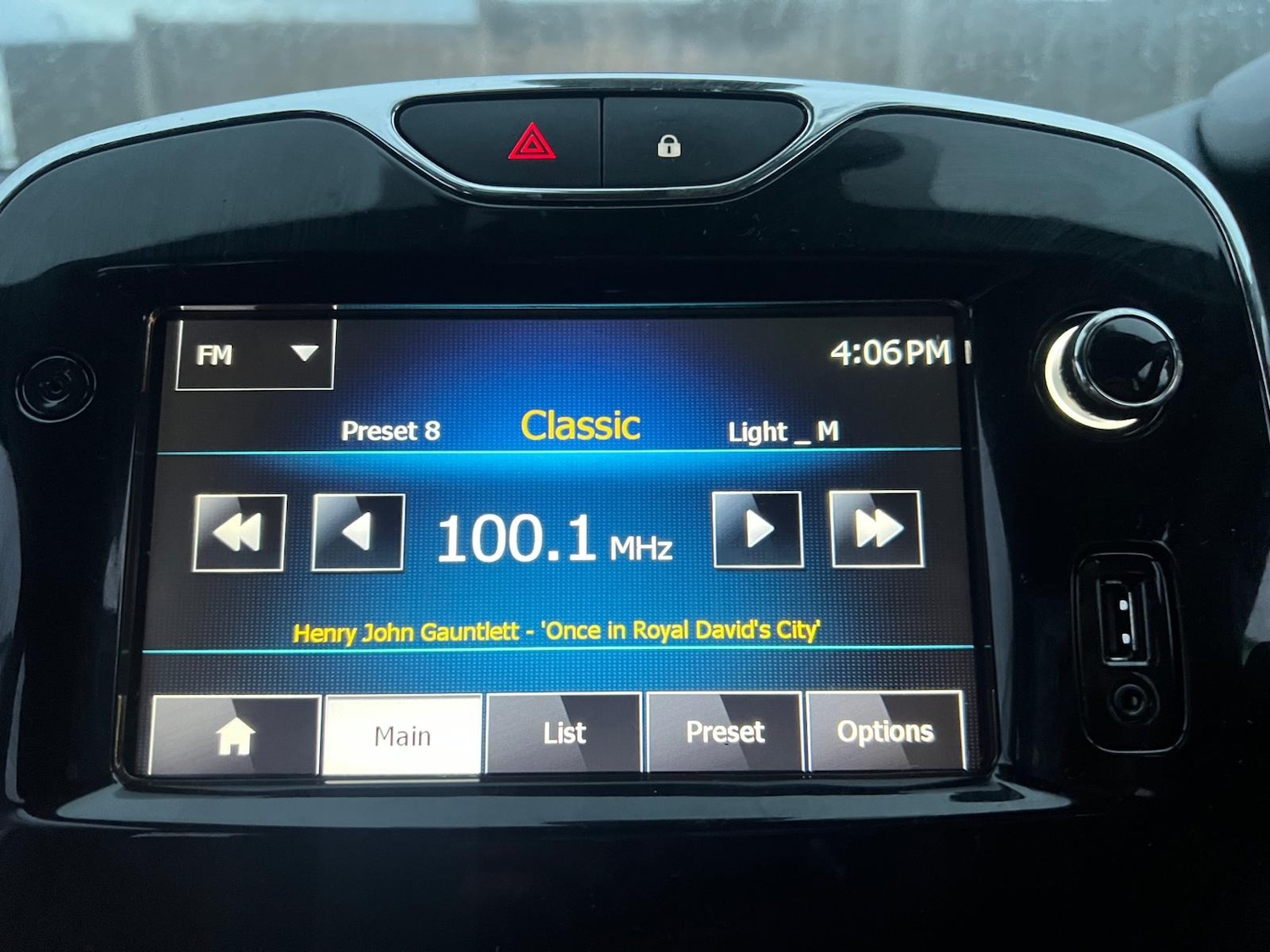 Used Renault Clio 2013 for sale - 76772285: Photo 8