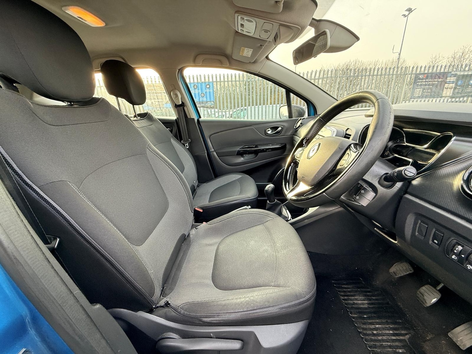 Used Renault Captur 2015 for sale - 77959396: Photo 10