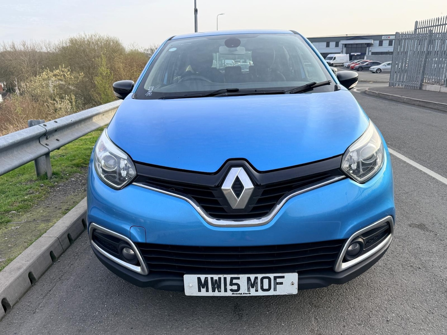 Used Renault Captur 2015 for sale - 77959396: Photo 2