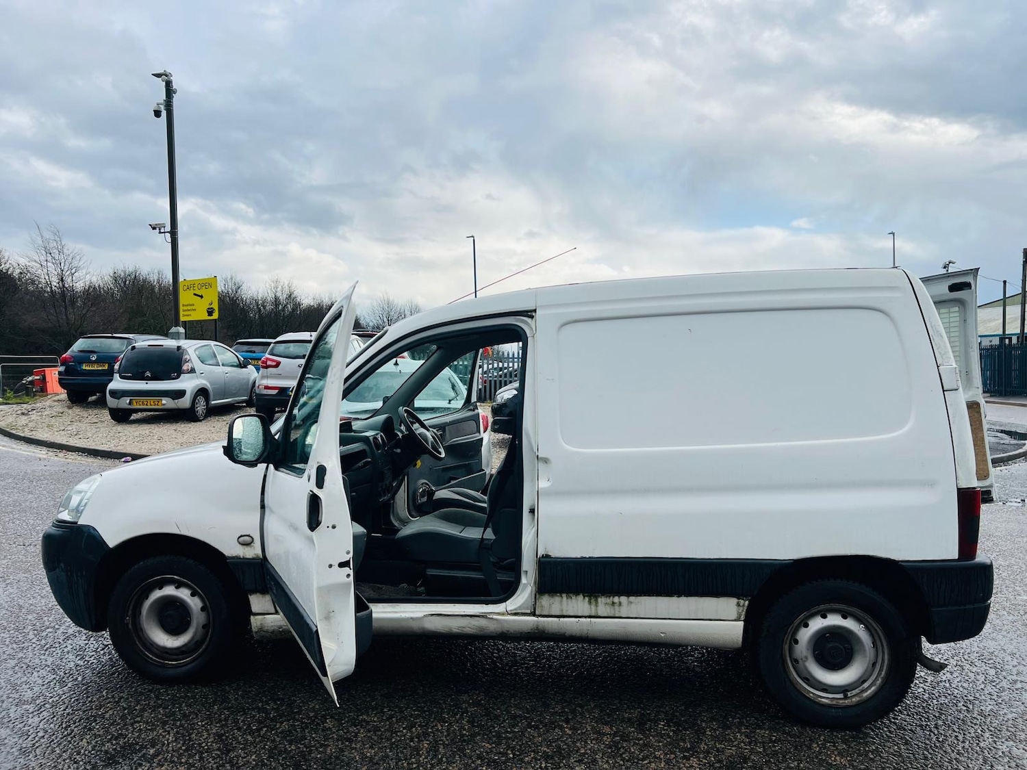 Used Citroen Berlingo 2003 for sale - 77638063: Photo 14