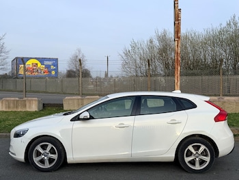 Used Volvo V40 2012 for sale - 77959254: Photo