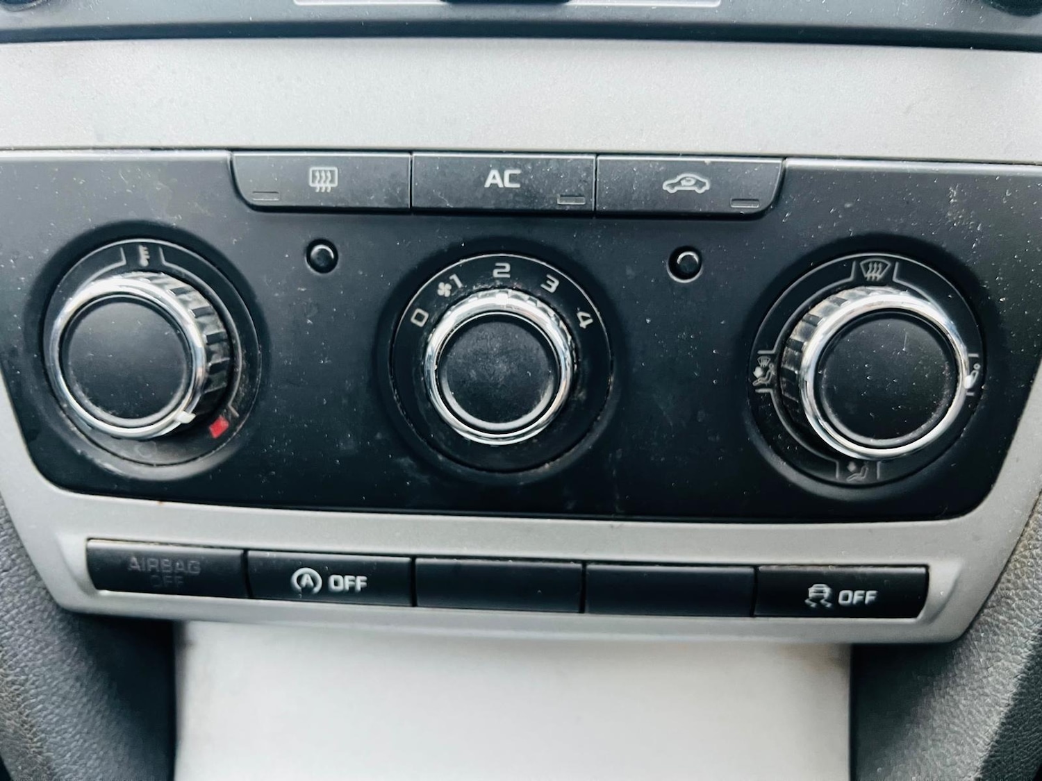 Used Skoda Octavia 2012 for sale - 77145123: Photo 40