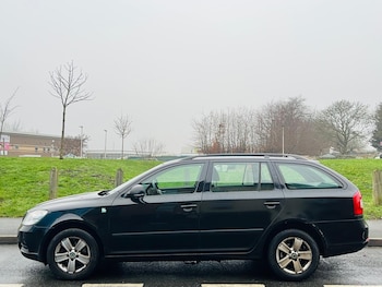 Used Skoda Octavia 2012 for sale - 77145123: Photo