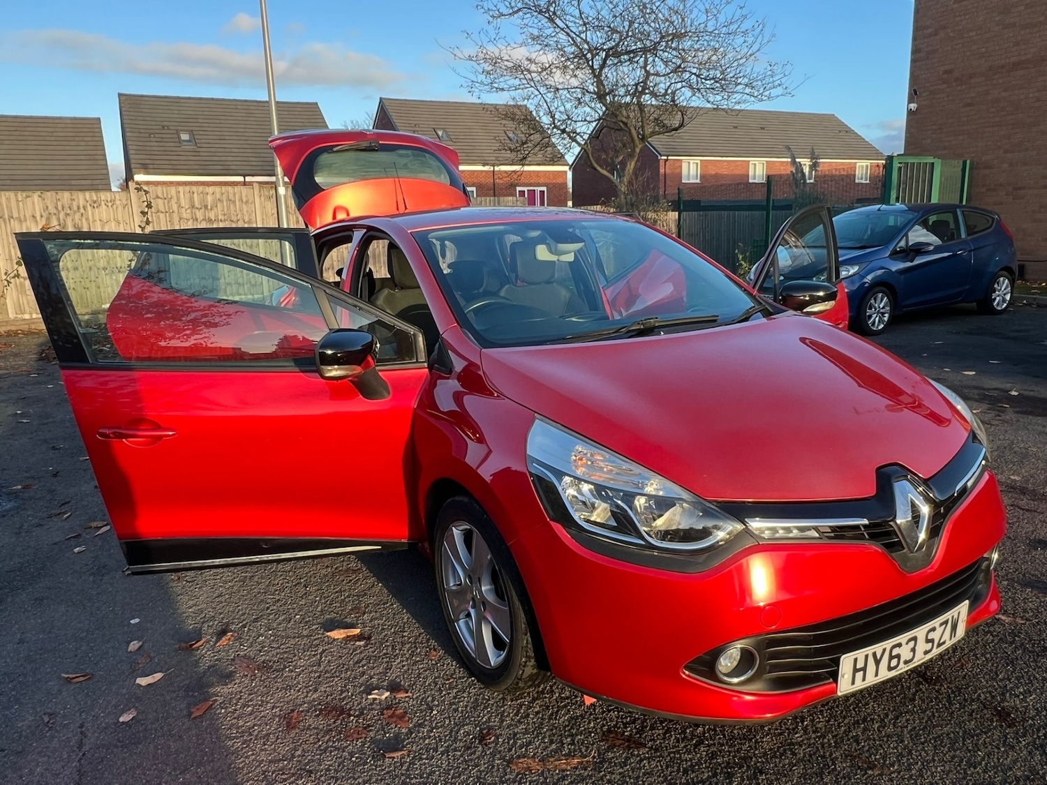 Used Renault Clio 2013 for sale - 76389434: Photo 16