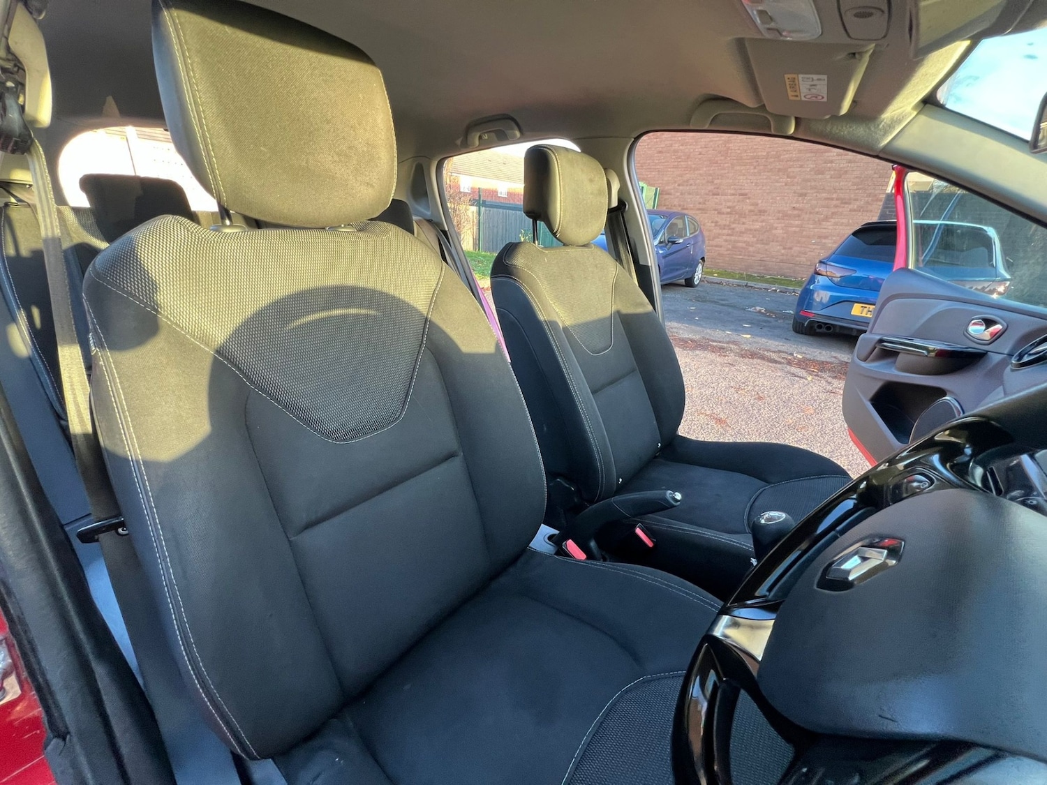 Used Renault Clio 2013 for sale - 76389434: Photo 27