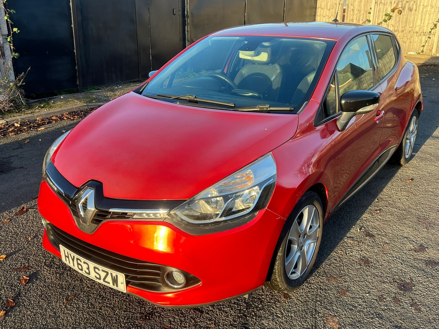 Used Renault Clio 2013 for sale - 76389434: Photo 9