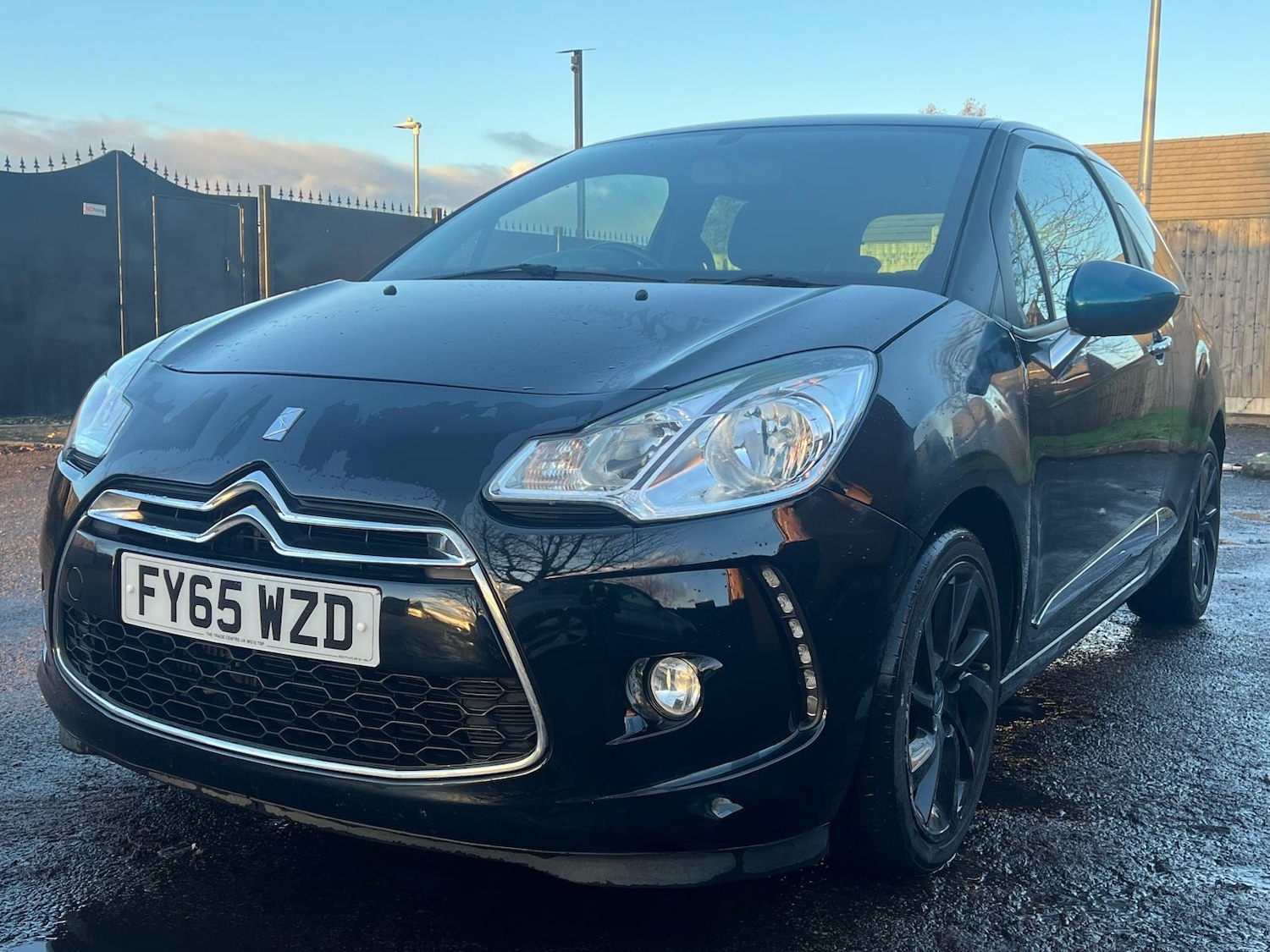 Used DS Automobiles DS 3 2015 for sale - 76634350: Photo 1