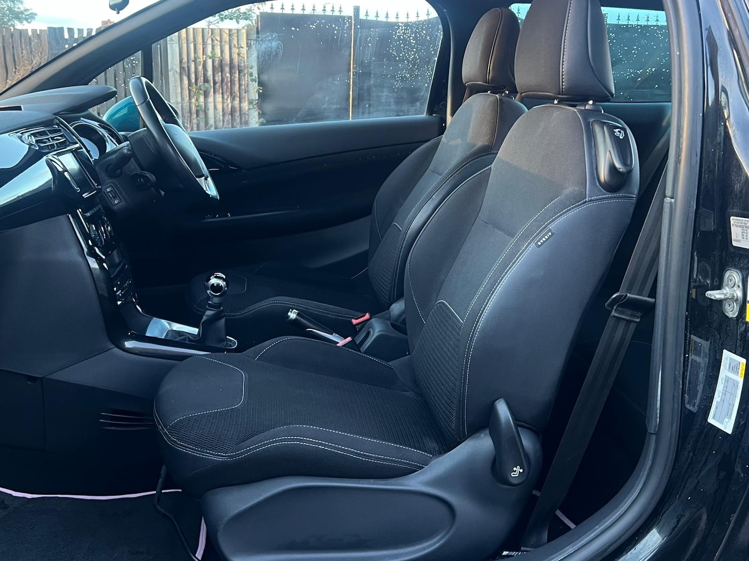 Used DS Automobiles DS 3 2015 for sale - 76634350: Photo 21