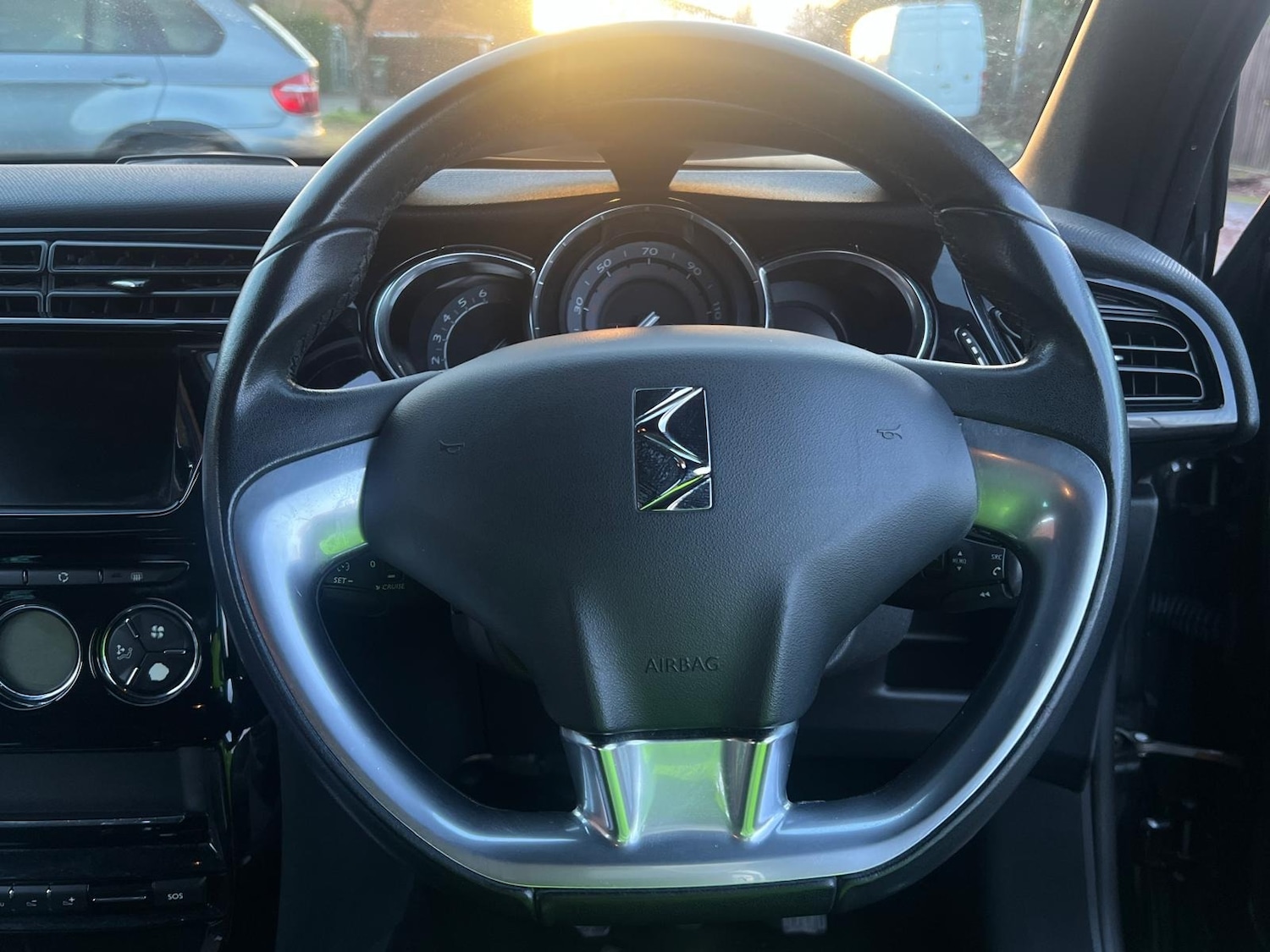 Used DS Automobiles DS 3 2015 for sale - 76634350: Photo 28