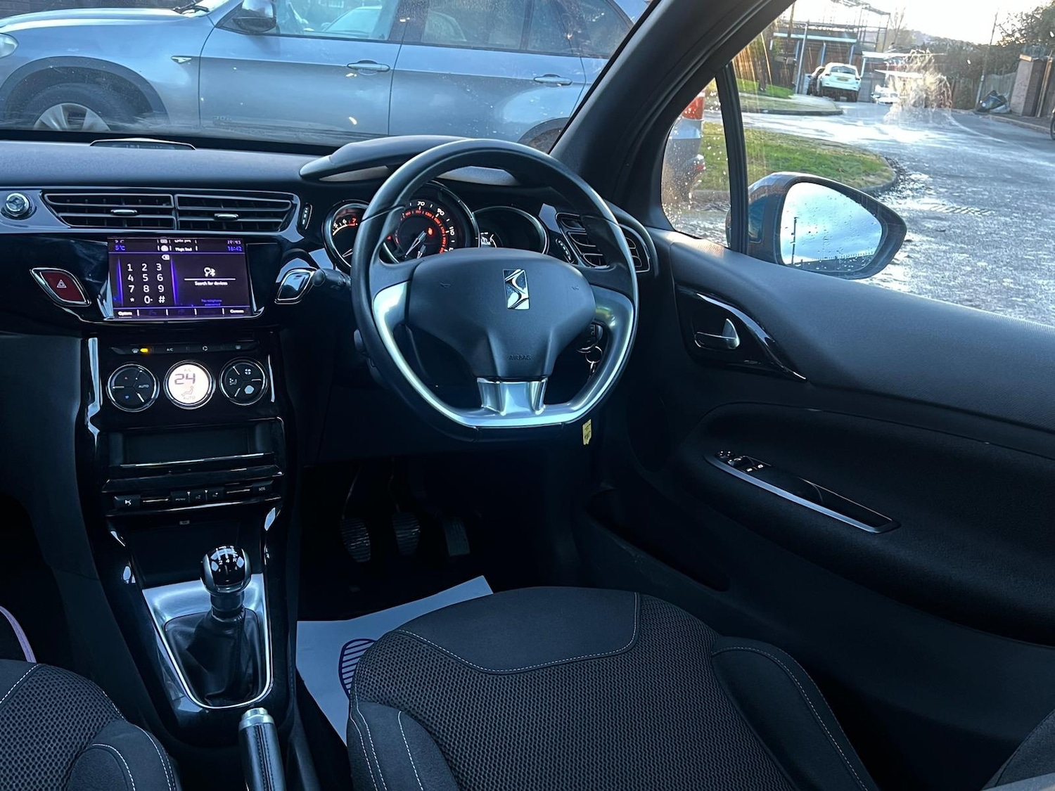 Used DS Automobiles DS 3 2015 for sale - 76634350: Photo 33