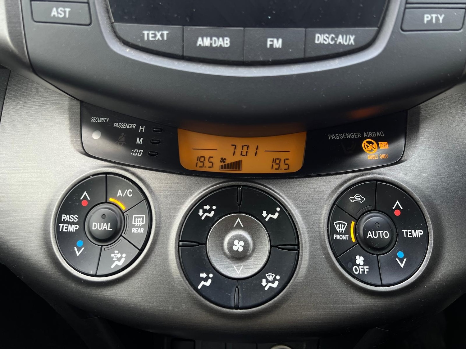 Used Toyota RAV4 2009 for sale - 76389544: Photo 29