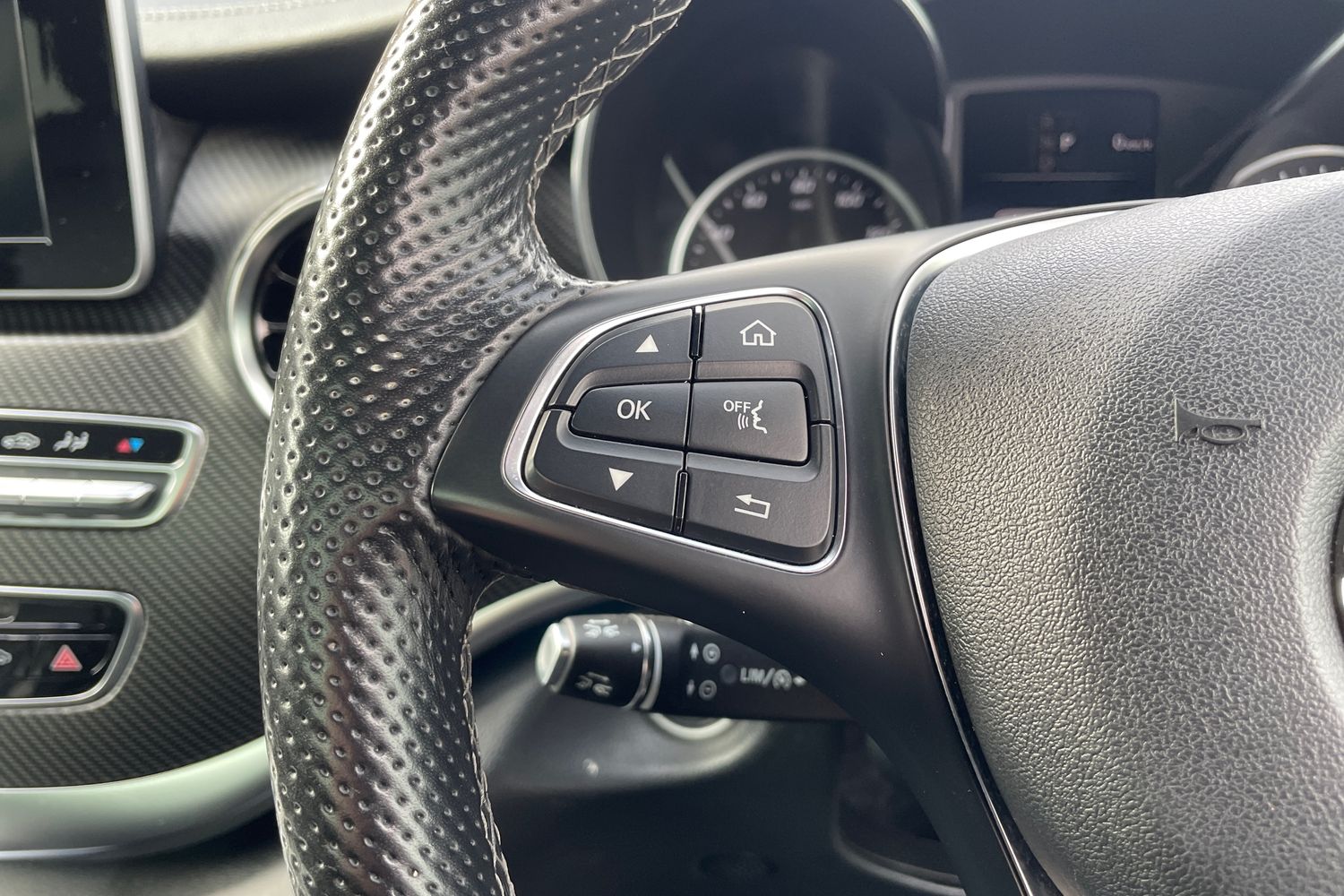 Used Mercedes-Benz V-Class 2020 for sale - 77725308: Photo 14