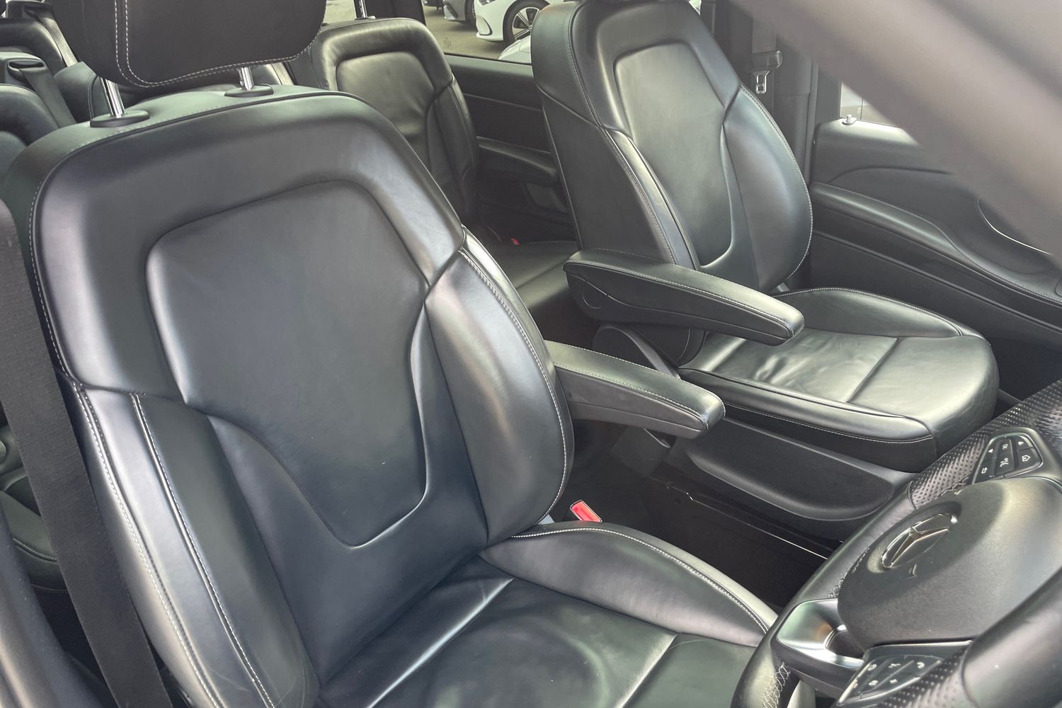 Used Mercedes-Benz V-Class 2020 for sale - 77725308: Photo 17