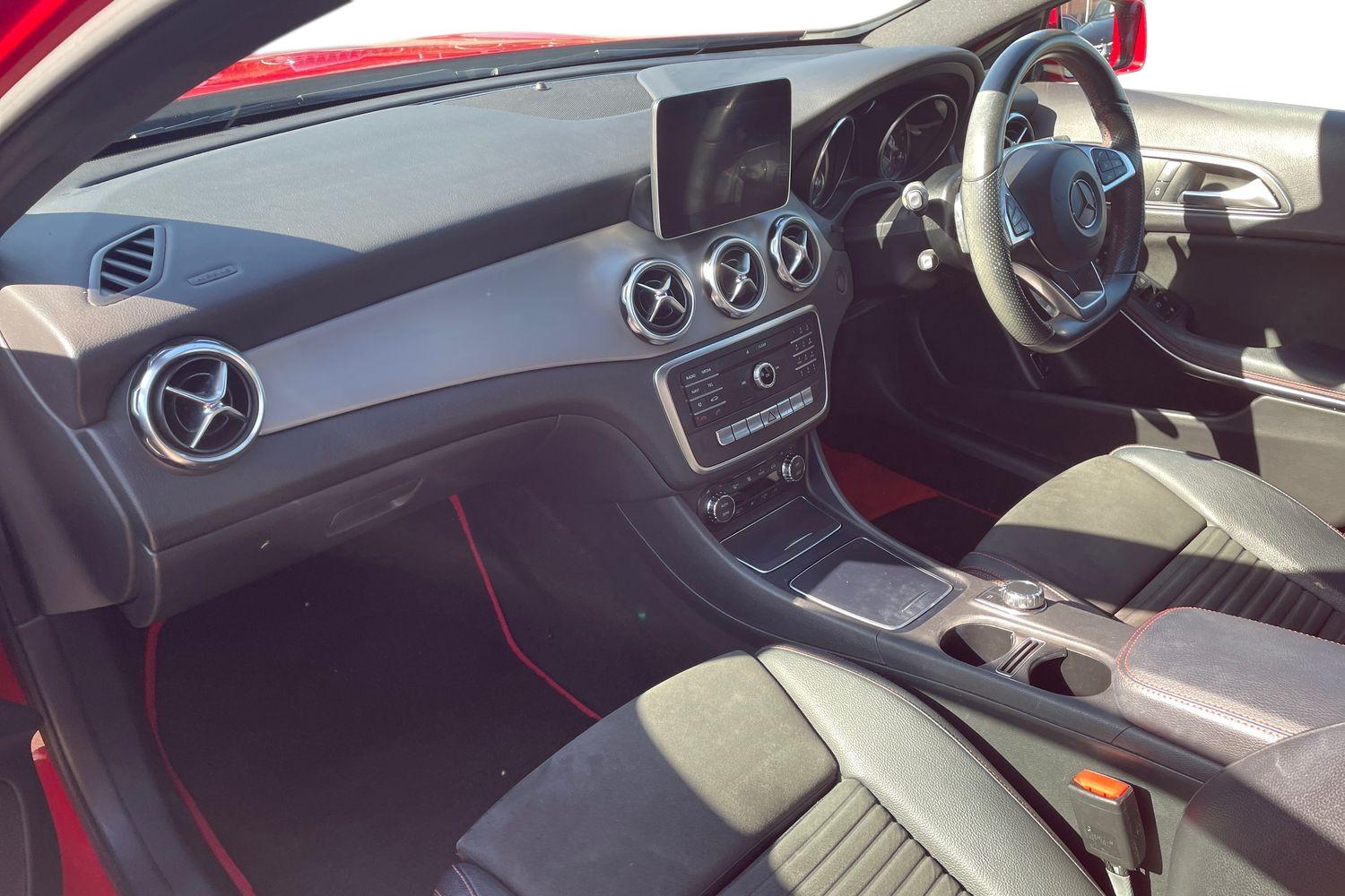 Used Mercedes-Benz GLA 2018 for sale - 77941558: Photo 7