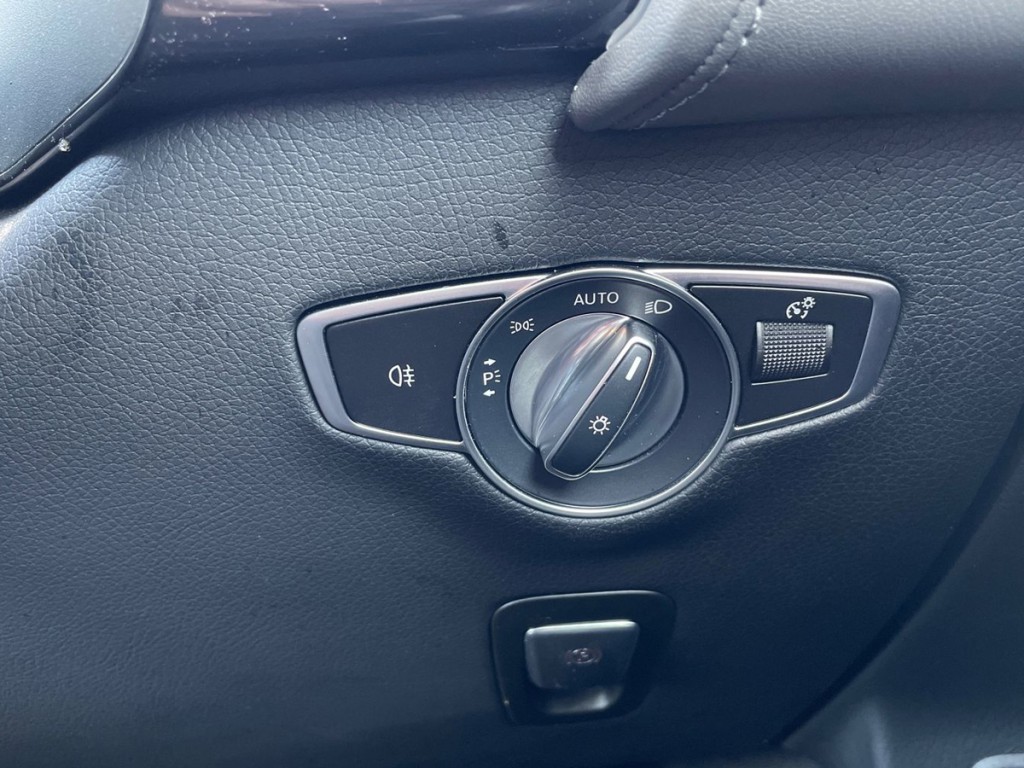 Used Mercedes-Benz EQC 2022 for sale - 77315837: Photo 15